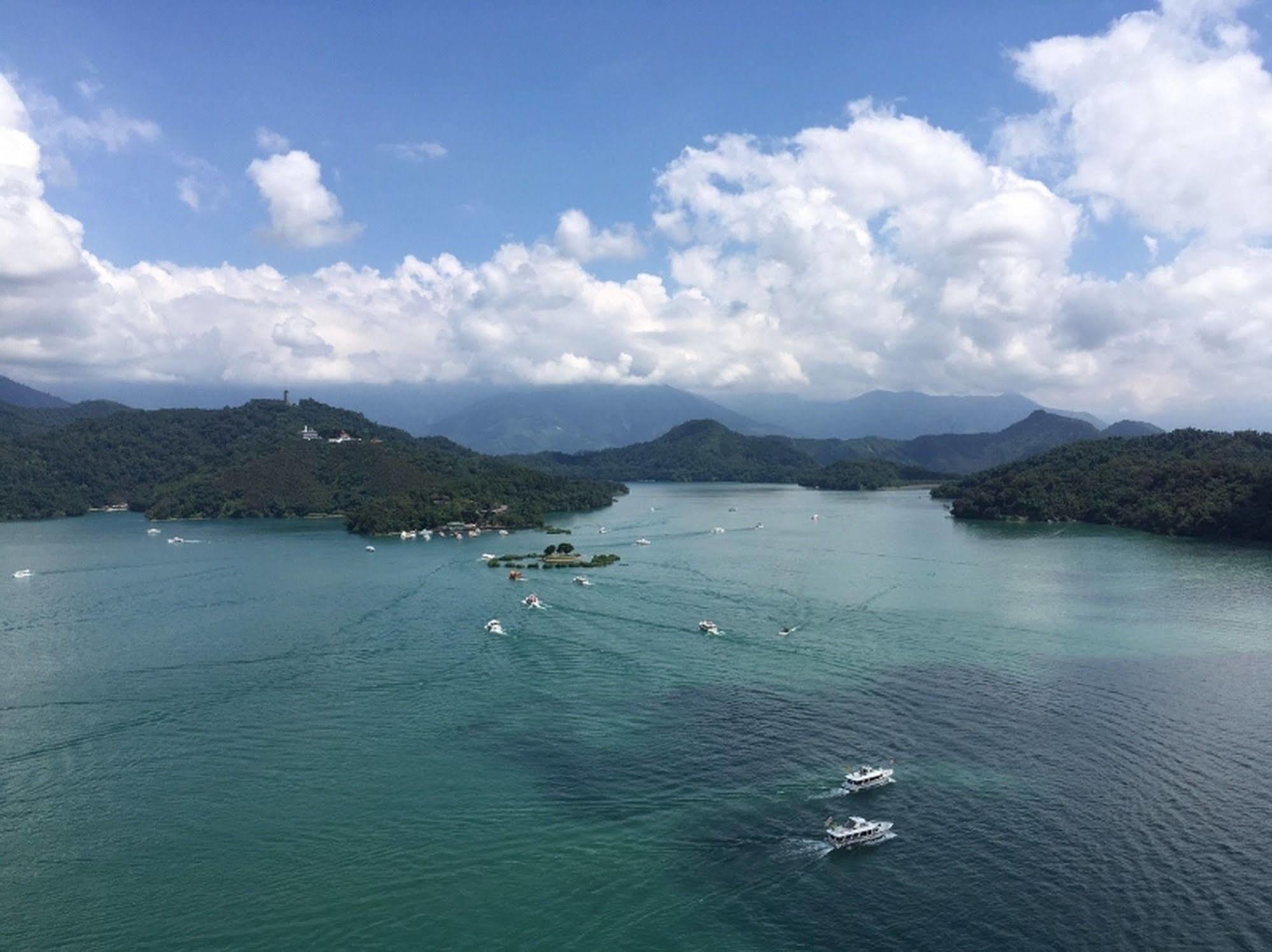Sun Moon Lake Love Home Lake Nantou Exterior photo